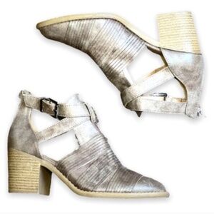 Huaraches Ankle Boot/Sandal